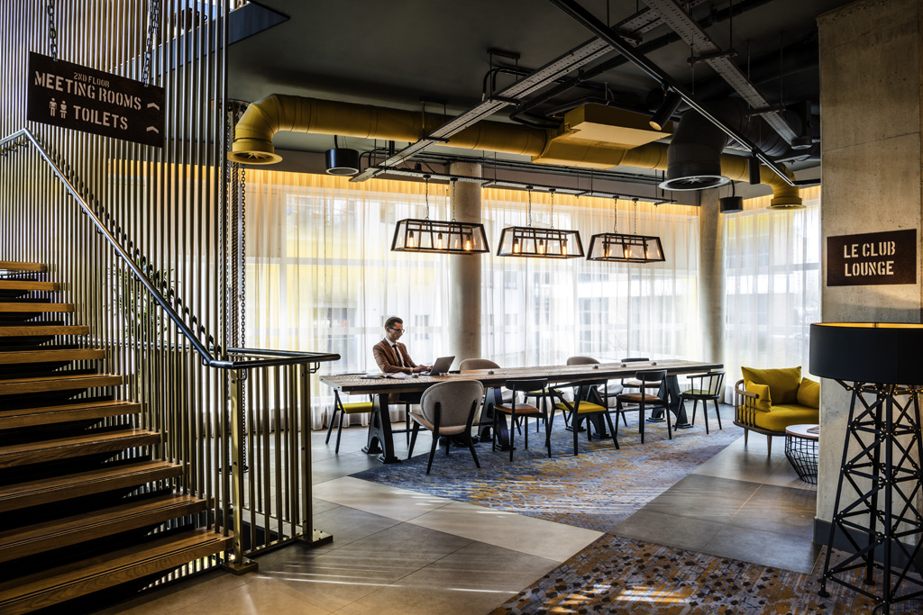 The New Trend Taking Coworking by Storm: The Arrival of Hotel-Based Spaces